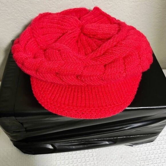 Womens Ribbed Knitted Red Rimmed Slouchy Beanie Hat Cap -E - Picture 2 of 3